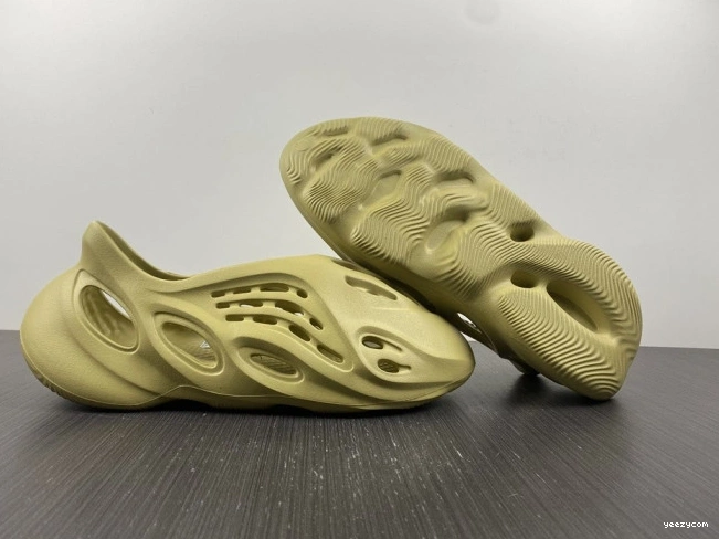 Foam Adidas RNNR Yeezy Sulfur GV6775 1115